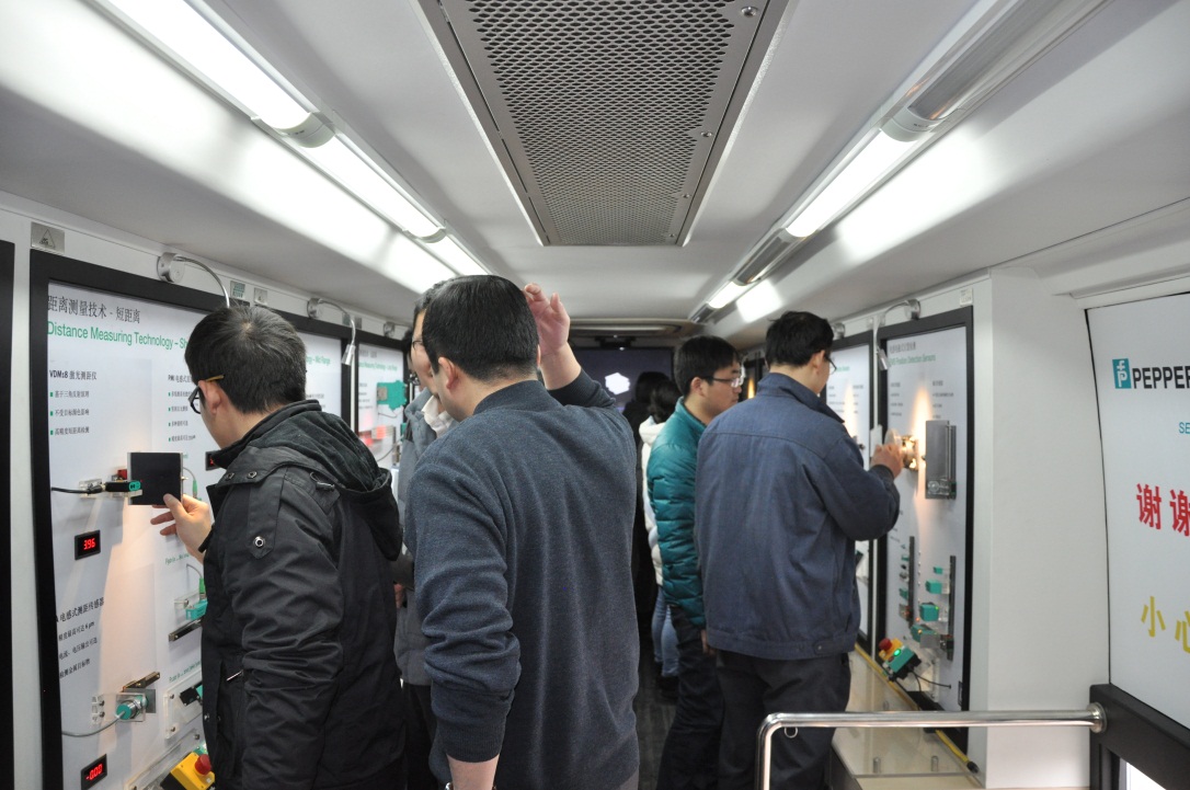 倍加福攜多款傳感器探訪(fǎng)航發(fā)公司-5.jpg